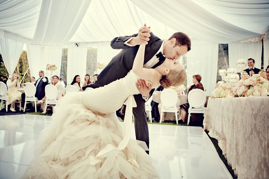 &Tau;&alpha; &pi;&iota;&omicron; &rho;&omicron;&mu;&alpha;&nu;&tau;&iota;&kappa;ά &tau;&rho;&alpha;&gamma;&omicron;ύ&delta;&iota;&alpha; &gamma;&iota;&alpha; &tau;&omicron;&nu; &pi;&rho;ώ&tau;&omicron; &chi;&omicron;&rho;ό